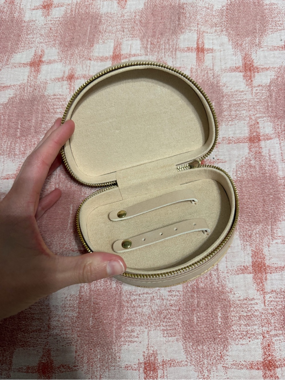 a new day Beige Travel Jewelry Case with Gold Zipper